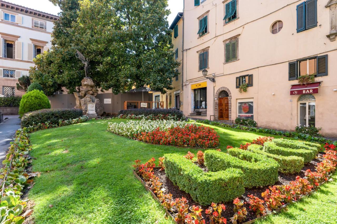 Piazza Napoleone Lovely Central Apartment Lukka Zewnętrze zdjęcie