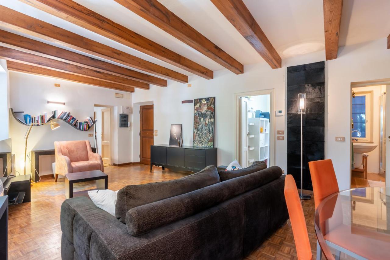Piazza Napoleone Lovely Central Apartment Lukka Zewnętrze zdjęcie